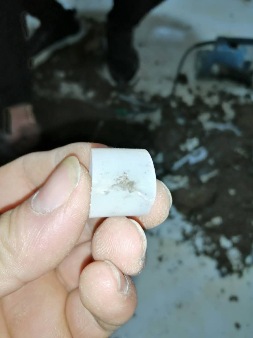 富宁地暖测漏，地暖漏水检测，暖气漏水检测